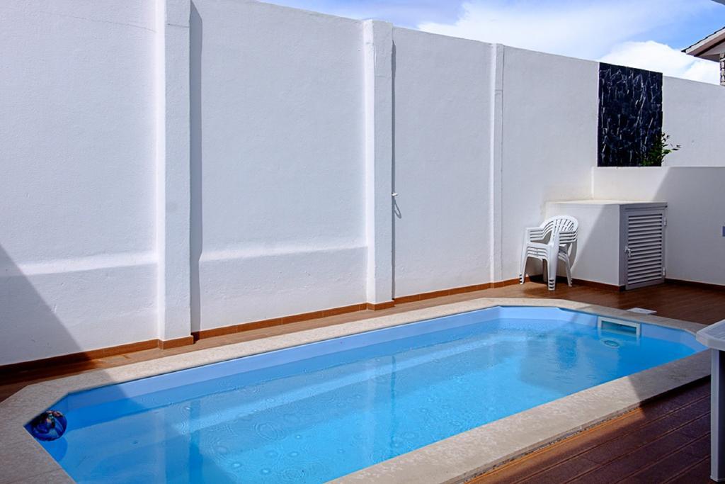 Sunset Holiday Home แฟร์เนาแฟร์โร ภายนอก รูปภาพ